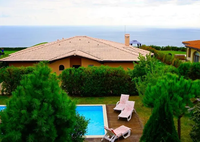 Villa афина - Afina Baltsjik